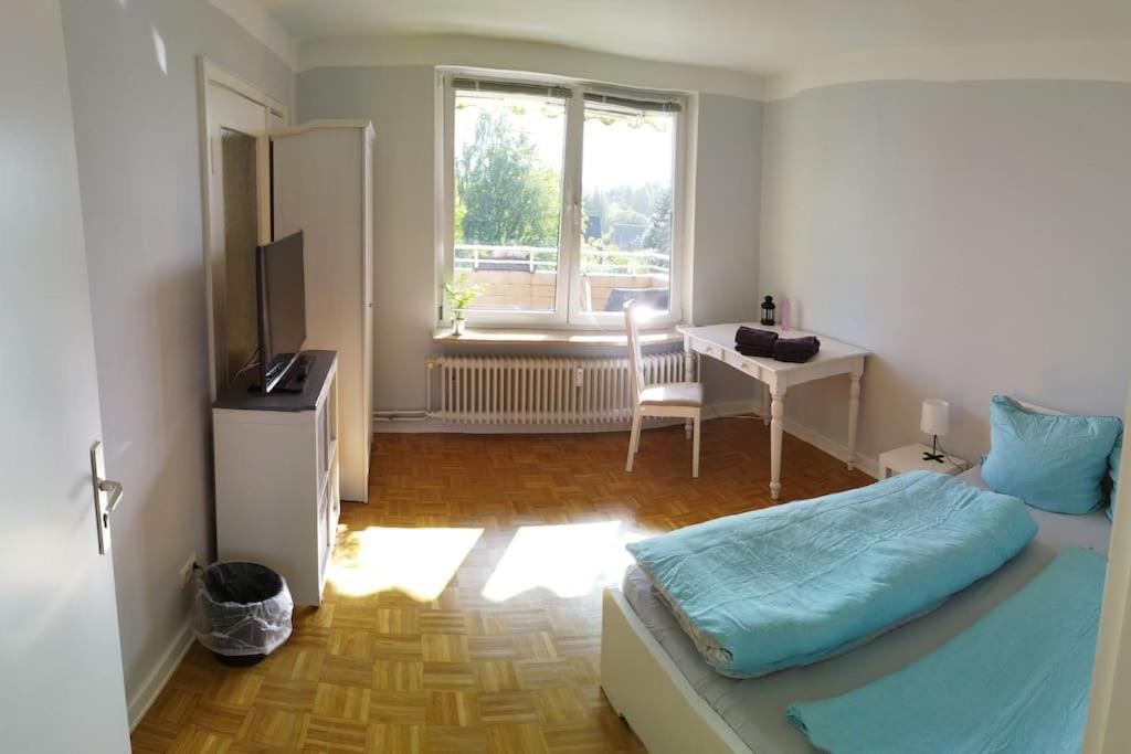 Ferienwohnung In Kronshagen Monteurwohnung 3 Zimmer 70 M2, Kueche Und Badezimmer Exterior foto